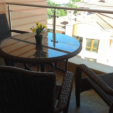 Apartment In St. Constantine And Helena Sankt Konstantin & Helena Eksteriør billede